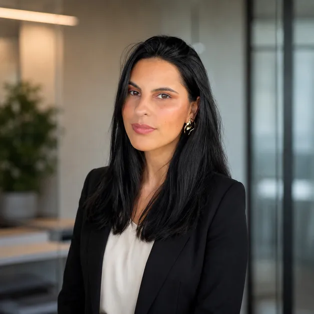 Janaina Pereira, nutricionista clínica, em seu consultório